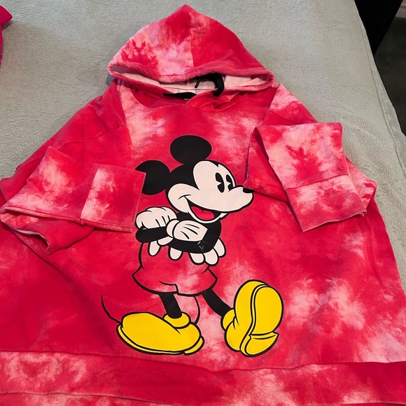 Mickey Sweat Shirt XL - Picture 1 of 3